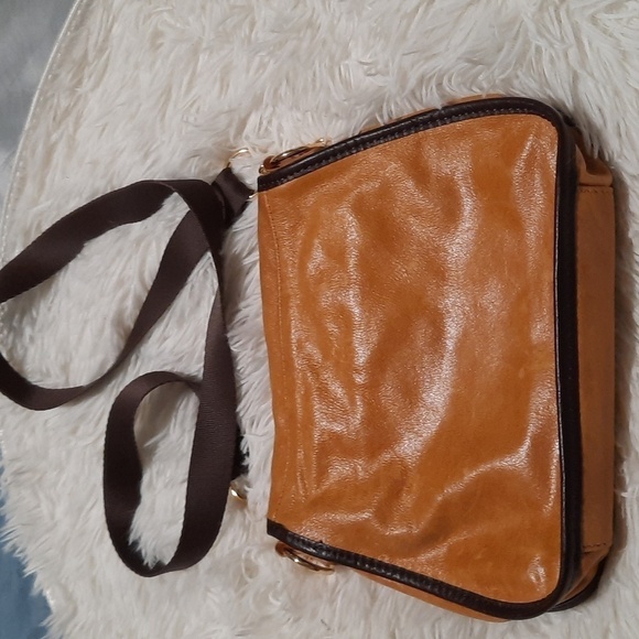 Kate Landry Crossbody Bag - Picture 2 of 8